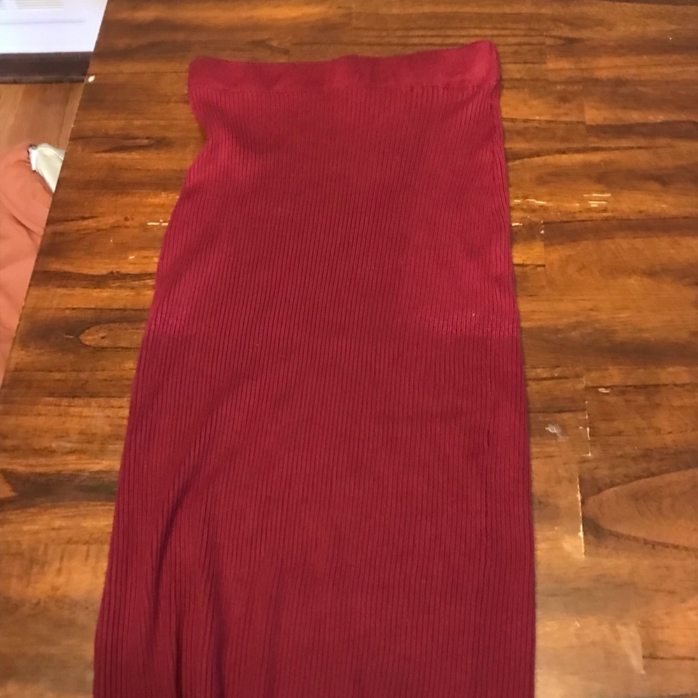 Maxi sweater skirt